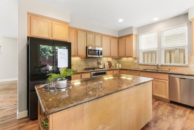 1746 Trinity Way, West Sacramento, CA 95691