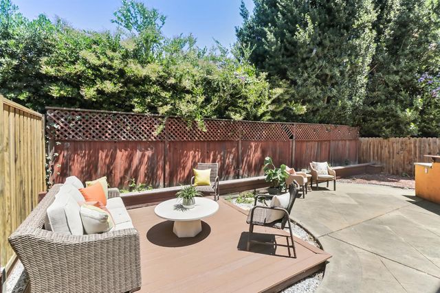 1746 Trinity Way, West Sacramento, CA 95691