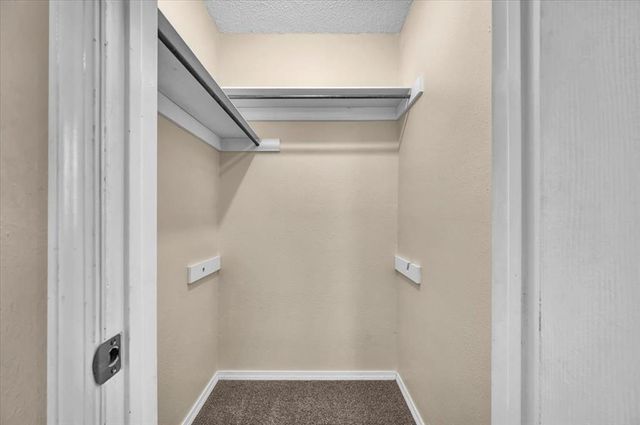 405 W Hillcrest Drive, Mustang, OK 73064