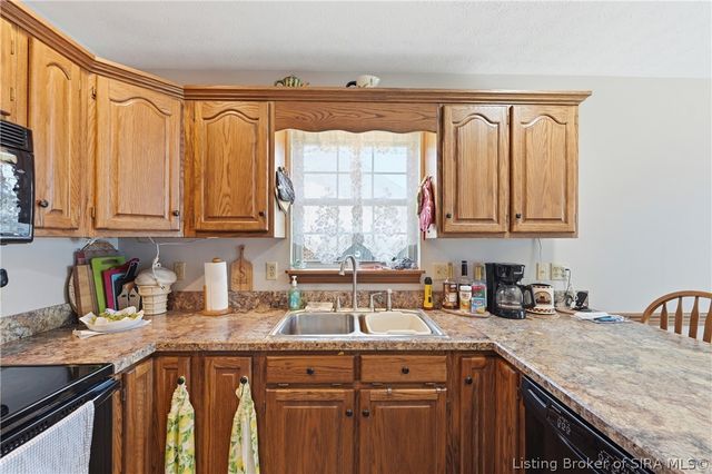 3512 Gander Drive, Jeffersonville, IN 47130