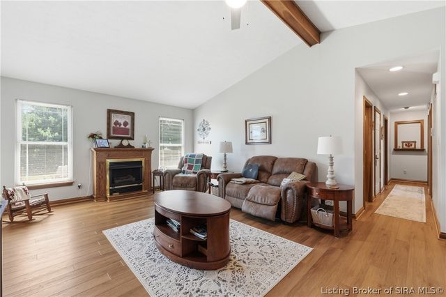 3512 Gander Drive, Jeffersonville, IN 47130