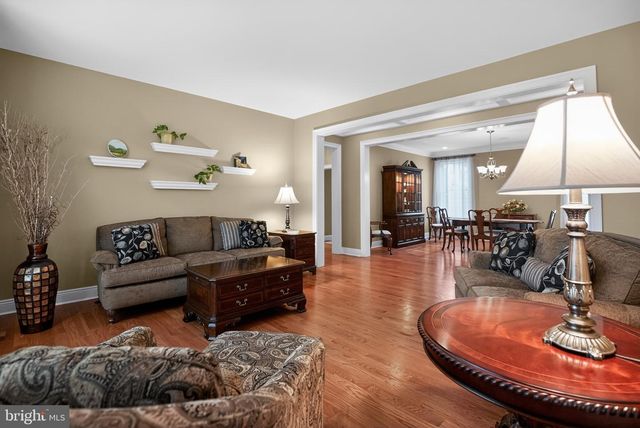 1031 COATES RD, Jenkintown, PA 19046