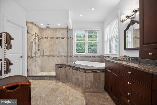 1031 COATES RD, Jenkintown, PA 19046