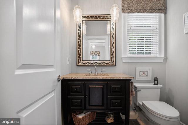 1031 COATES RD, Jenkintown, PA 19046
