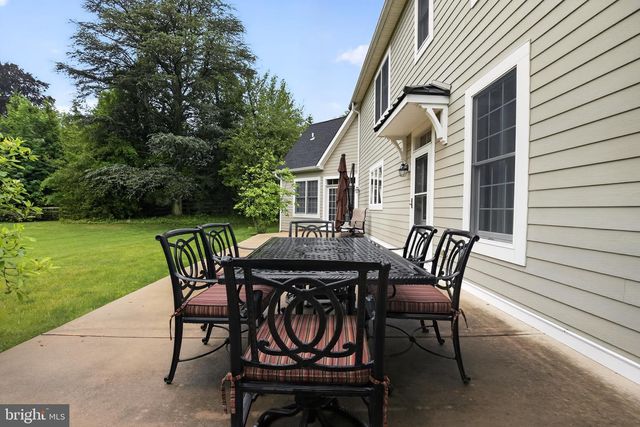 1031 COATES RD, Jenkintown, PA 19046
