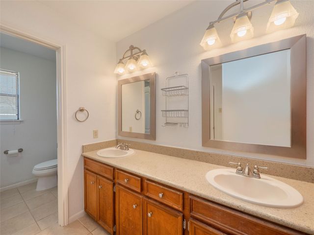 1822 Rowe LOOP, Pflugerville, TX 78660