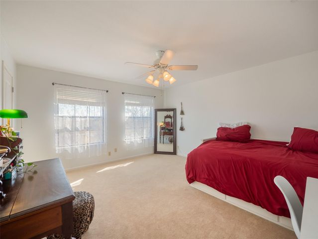 1822 Rowe LOOP, Pflugerville, TX 78660
