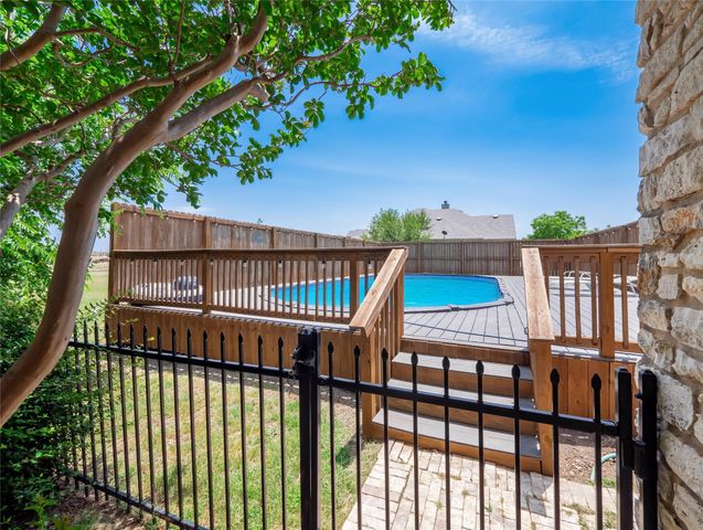 1822 Rowe LOOP, Pflugerville, TX 78660