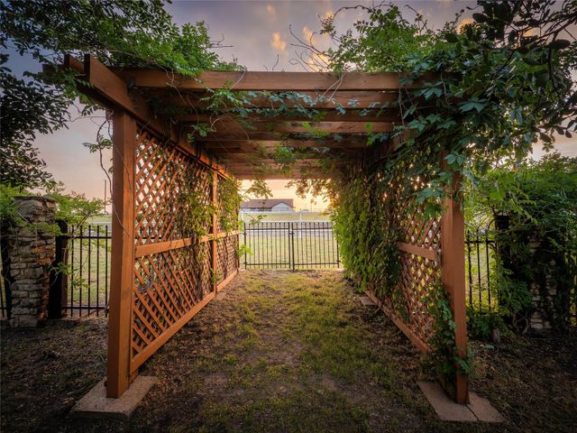 1822 Rowe LOOP, Pflugerville, TX 78660