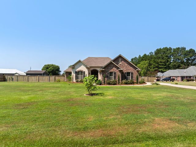 215 Nobles, Sumrall, MS 39482