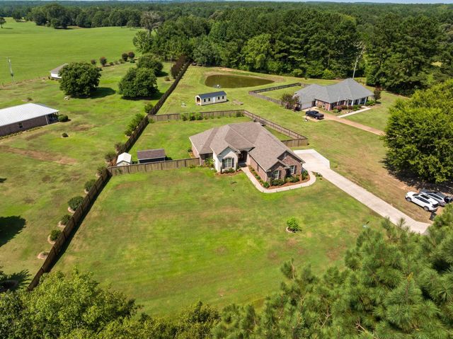 215 Nobles, Sumrall, MS 39482