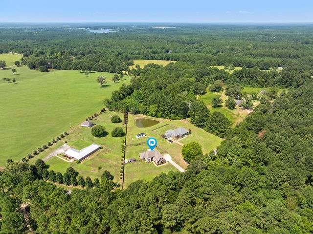 215 Nobles, Sumrall, MS 39482