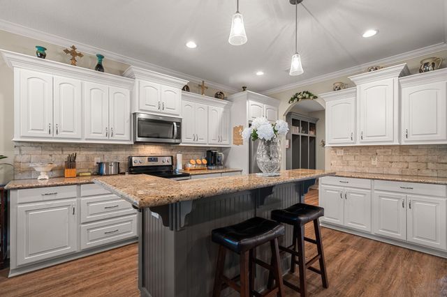 215 Nobles, Sumrall, MS 39482