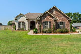 215 Nobles, Sumrall, MS 39482