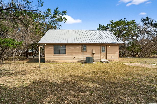 15 Cedar Lane, Concan, TX 78838