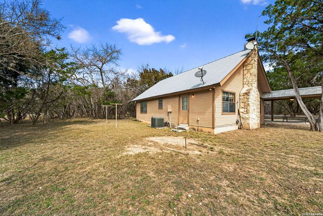 15 Cedar Lane, Concan, TX 78838