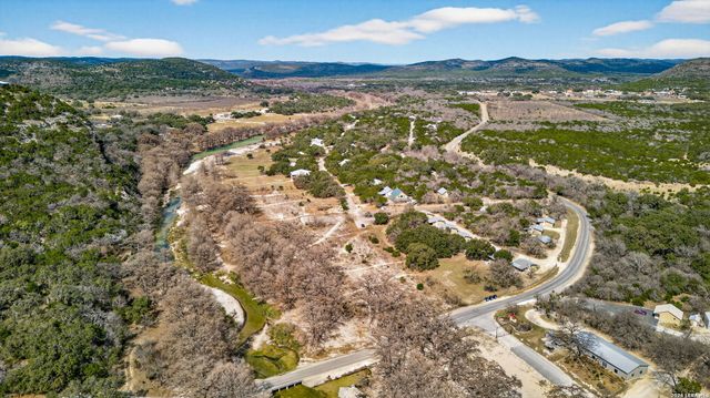 15 Cedar Lane, Concan, TX 78838