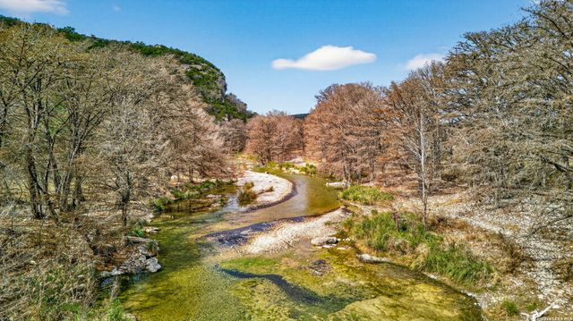 15 Cedar Lane, Concan, TX 78838