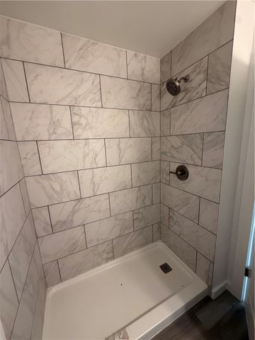 4393 Thrasher Drive, Fayetteville, AR 72704