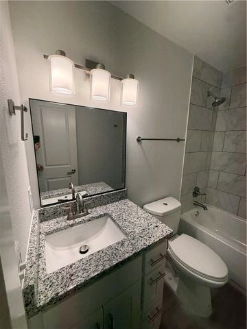 4393 Thrasher Drive, Fayetteville, AR 72704