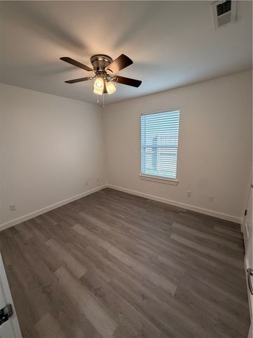 4393 Thrasher Drive, Fayetteville, AR 72704