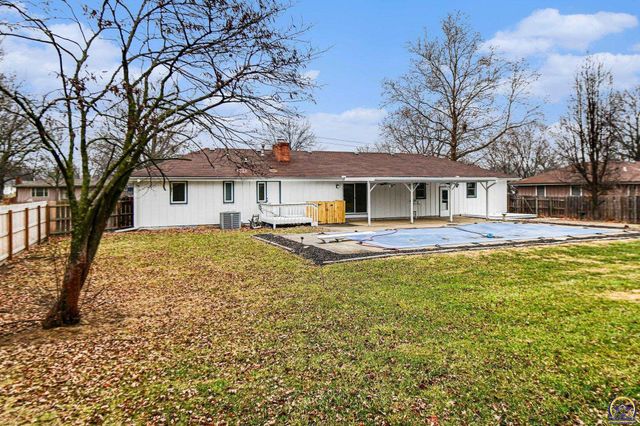 2532 SE Alexander DR, Topeka, KS 66605