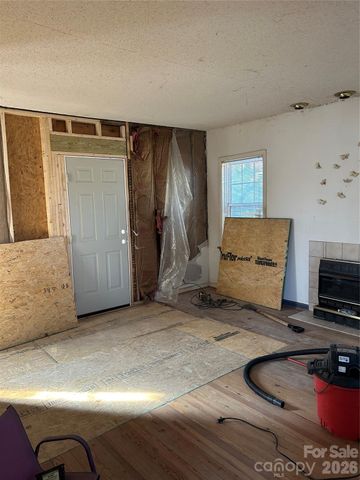 16 Mallory Lane, Arden, NC 28704