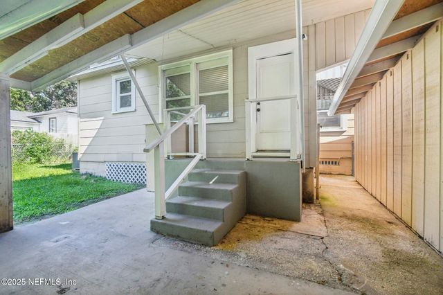 4774 LEXINGTON Avenue, Jacksonville, FL 32210