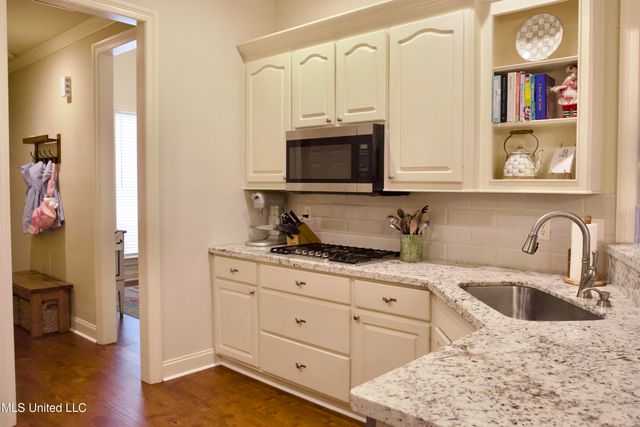 628 Boxwood Place, Madison, MS 39110