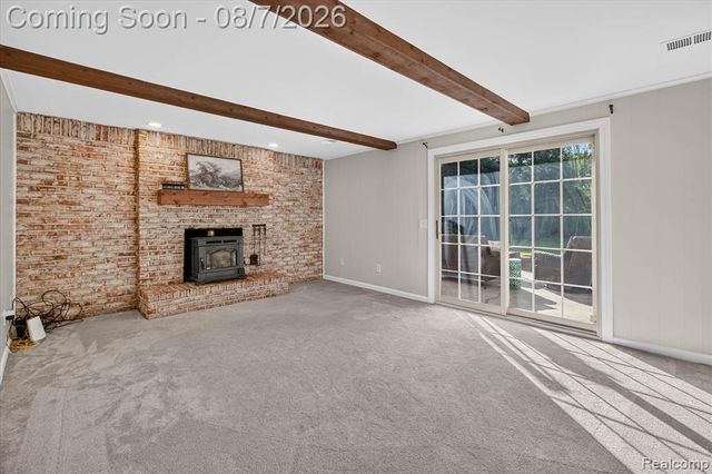 12232 Dentonview Drive, Fenton, MI 48430