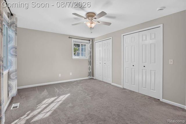 12232 Dentonview Drive, Fenton, MI 48430
