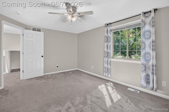 12232 Dentonview Drive, Fenton, MI 48430