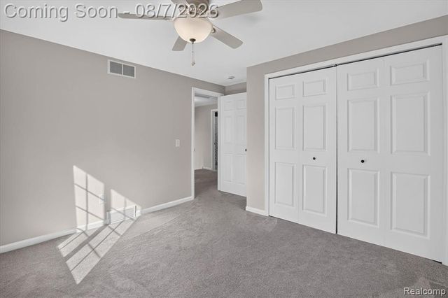12232 Dentonview Drive, Fenton, MI 48430