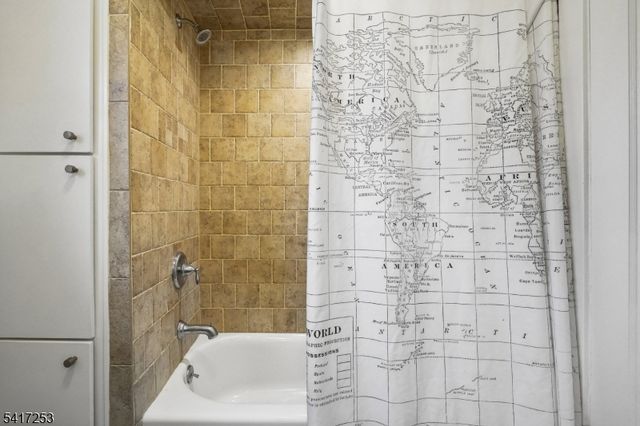 59 Park Ave, Maplewood Twp., NJ 07040