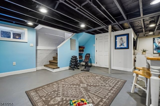 59 Park Ave, Maplewood Twp., NJ 07040