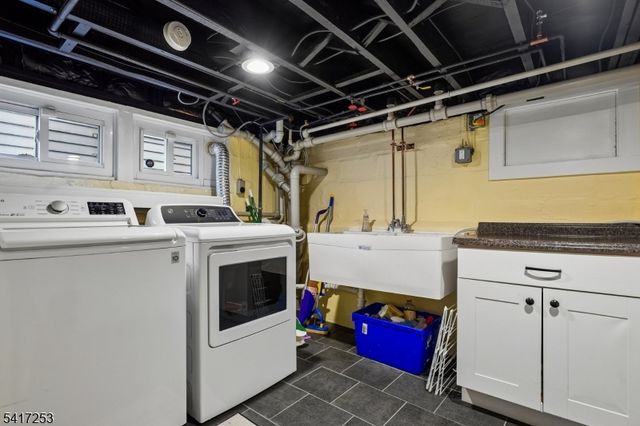 59 Park Ave, Maplewood Twp., NJ 07040