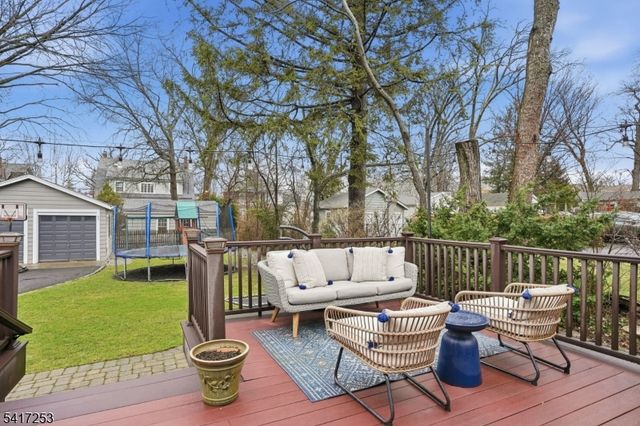 59 Park Ave, Maplewood Twp., NJ 07040