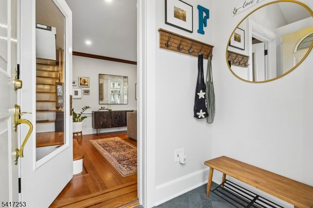 59 Park Ave, Maplewood Twp., NJ 07040