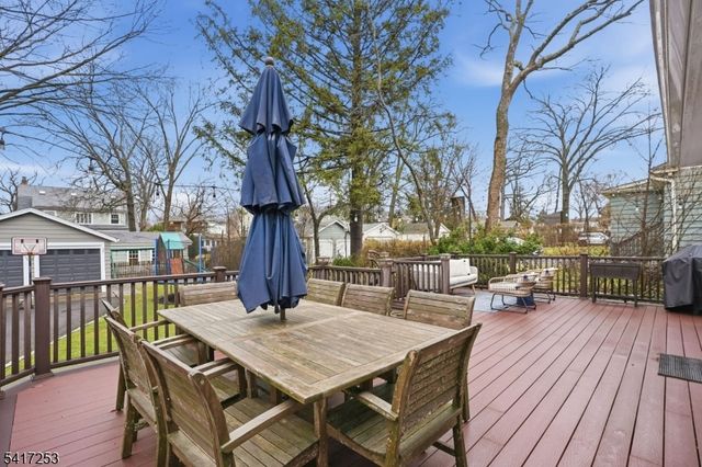 59 Park Ave, Maplewood Twp., NJ 07040