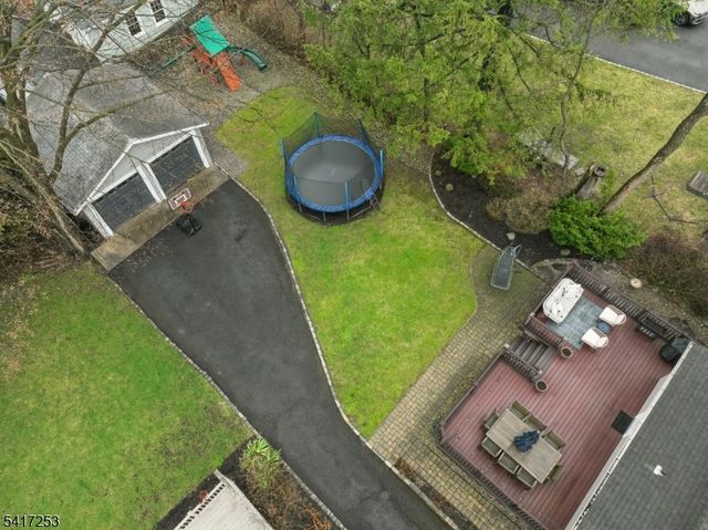 59 Park Ave, Maplewood Twp., NJ 07040