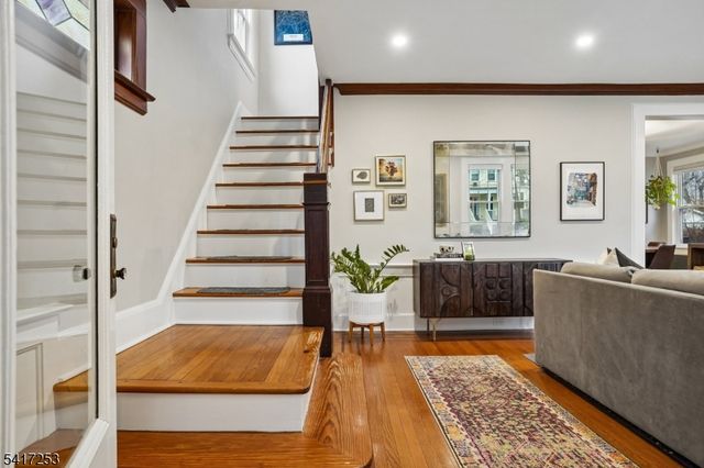 59 Park Ave, Maplewood Twp., NJ 07040