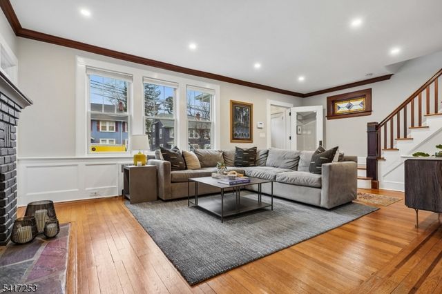 59 Park Ave, Maplewood Twp., NJ 07040