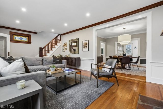 59 Park Ave, Maplewood Twp., NJ 07040