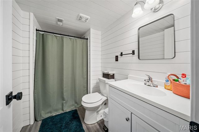 272 Hyde Park Avenue, Wentzville, MO 63385