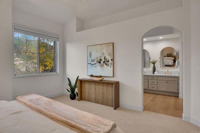 1847 Centennial Way, Escondido, CA 92026
