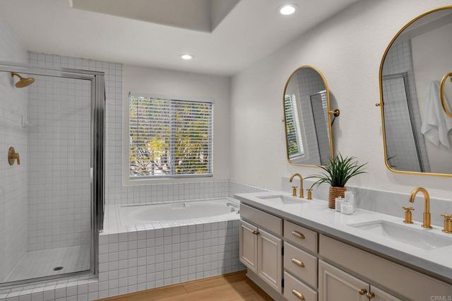 1847 Centennial Way, Escondido, CA 92026