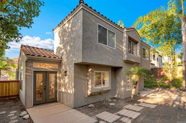 1847 Centennial Way, Escondido, CA 92026