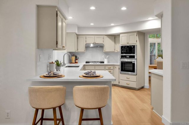 1847 Centennial Way, Escondido, CA 92026