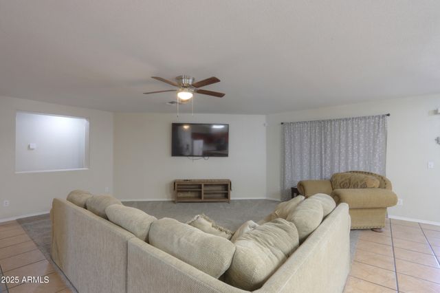 681 W Racine Loop, Casa Grande, AZ 85122