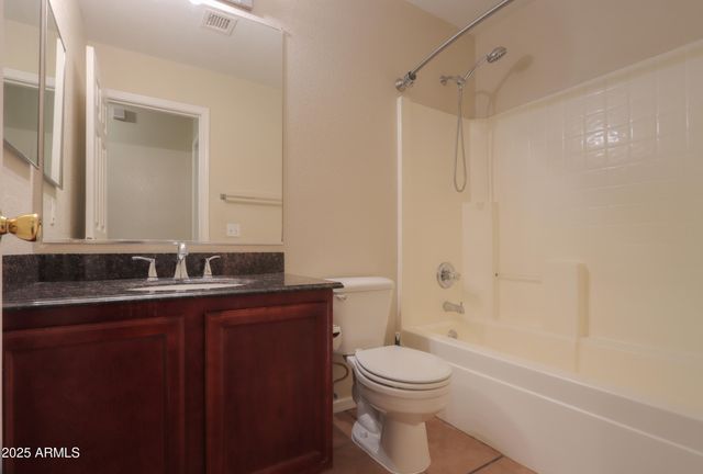 681 W Racine Loop, Casa Grande, AZ 85122